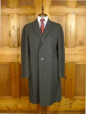 25/0268 near immaculate vintage aquascutum heavyweight grey herringbone wool tweed coat overcoat 40-42 regular