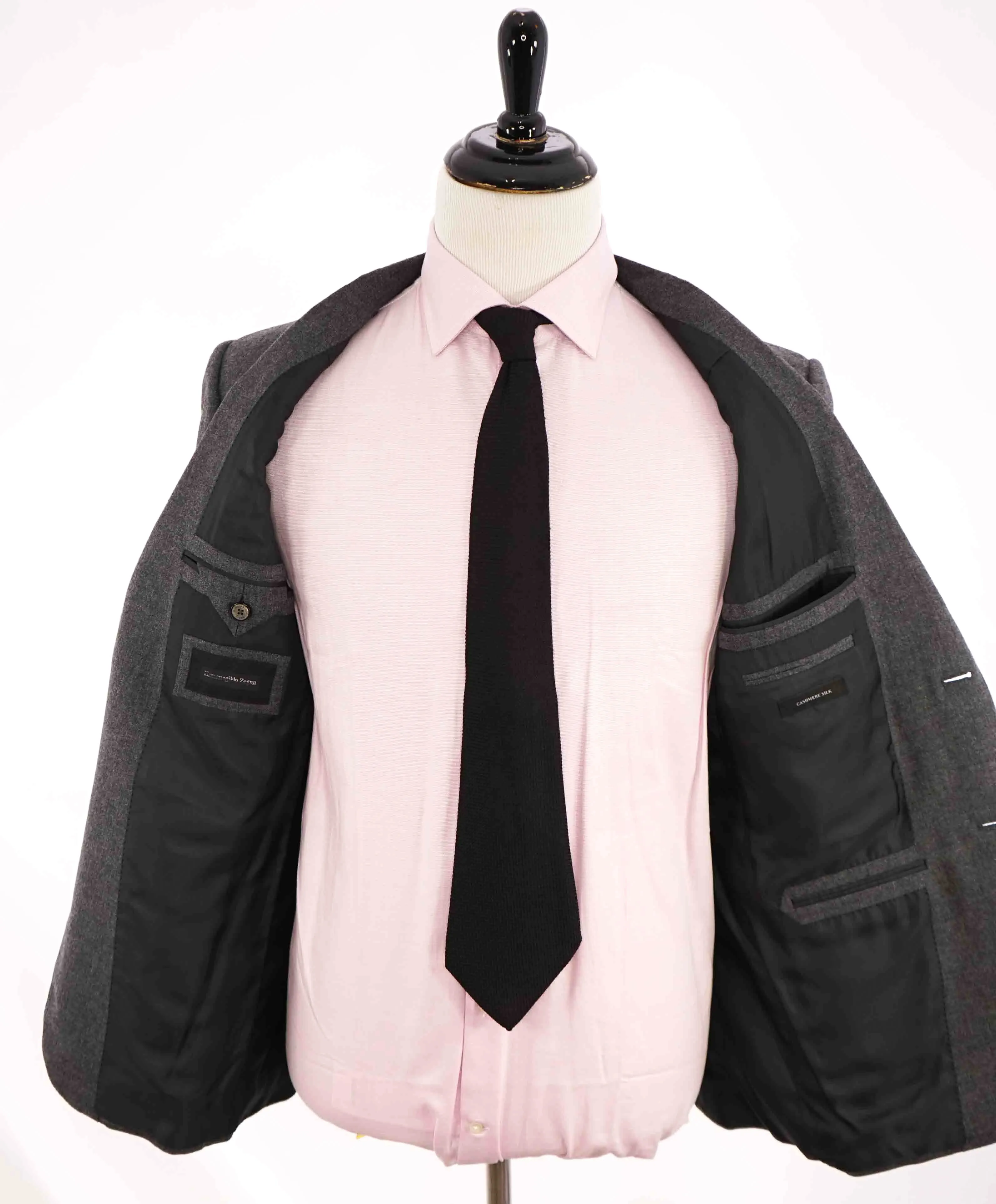 $5,000 ERMENEGILDO ZEGNA -"CASHMERE" Gray Flannel Premium Suit - 40R