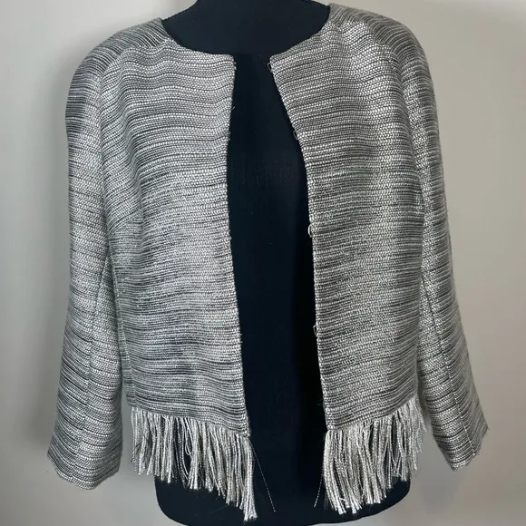AMANDA UPRICHARD Women’s M Blazer Gray Metallic Neutral Tweed Fringe Crop Jacket