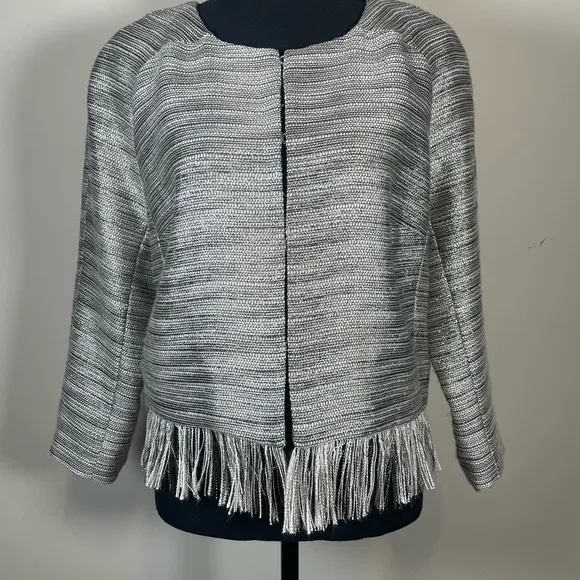AMANDA UPRICHARD Women’s M Blazer Gray Metallic Neutral Tweed Fringe Crop Jacket