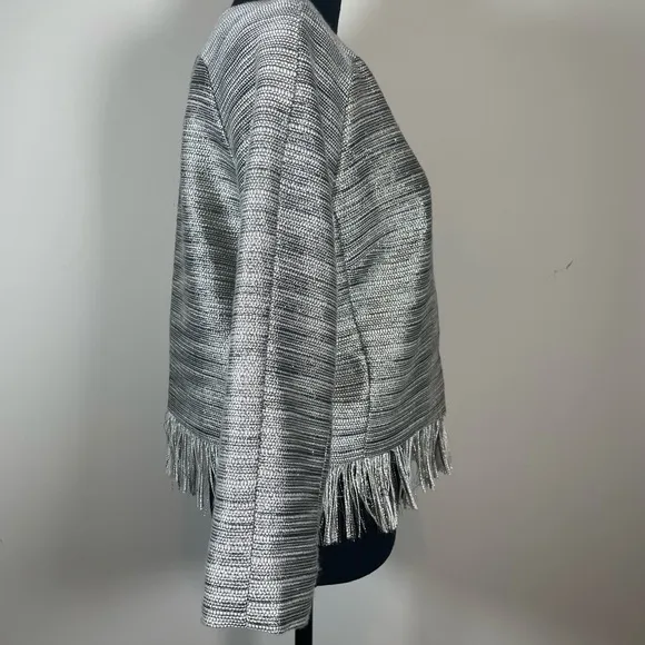 AMANDA UPRICHARD Women’s M Blazer Gray Metallic Neutral Tweed Fringe Crop Jacket