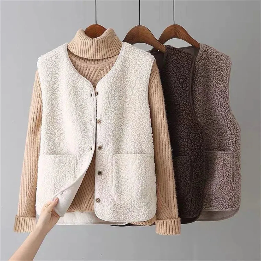 Aurelia | Cozy Woolen Vest