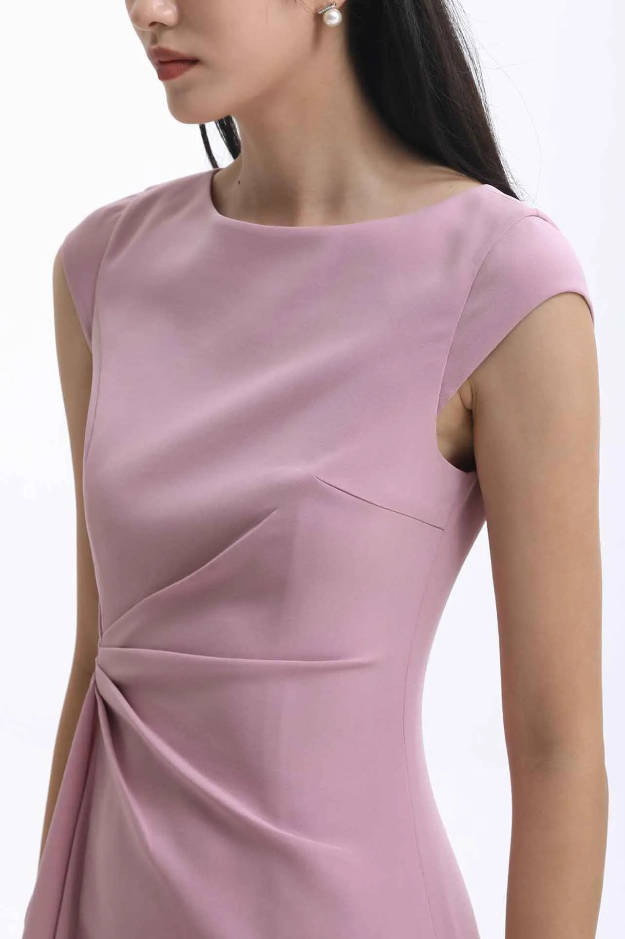 BOAT-NECK DRESS