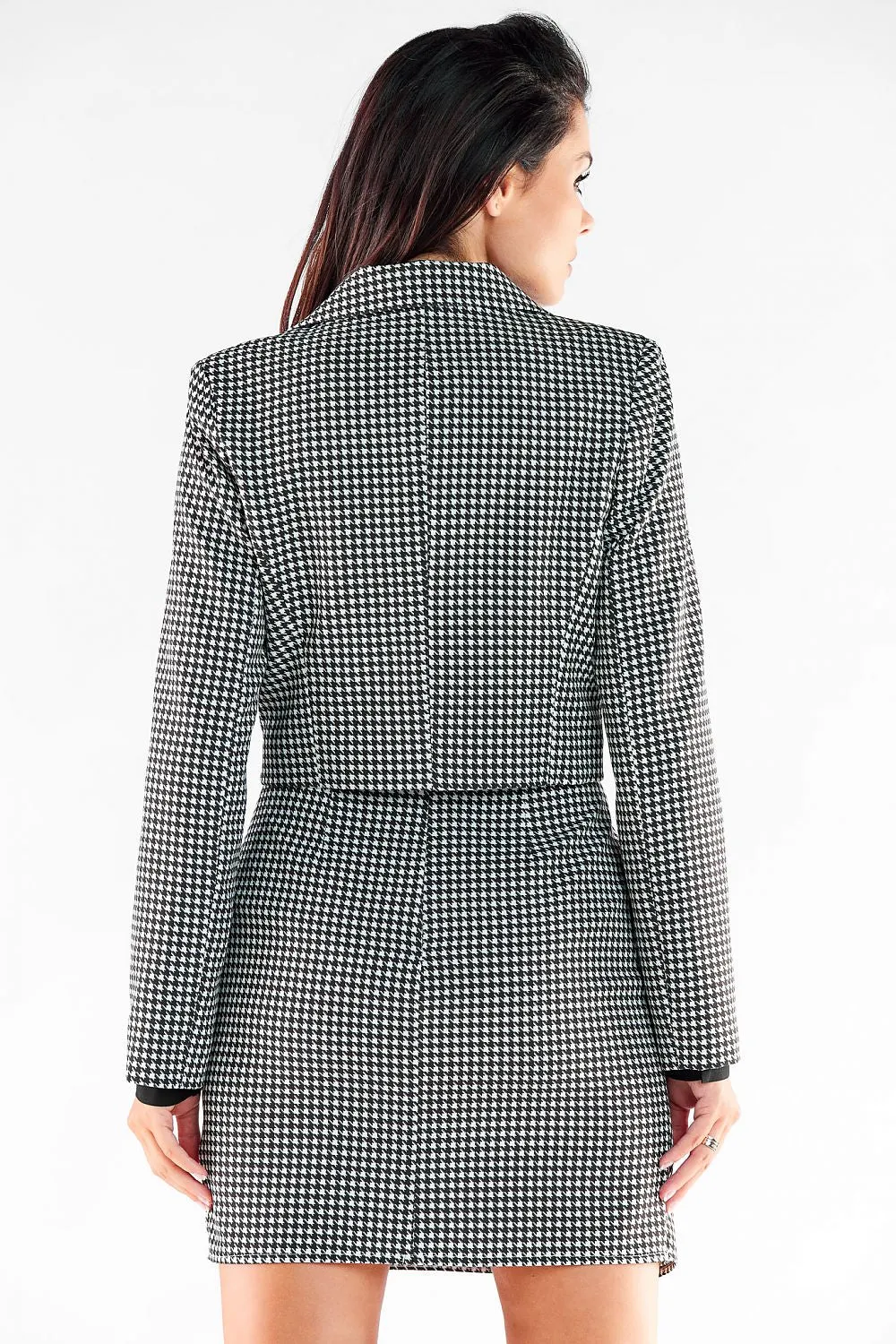 Chic Tailored Jacket with Button