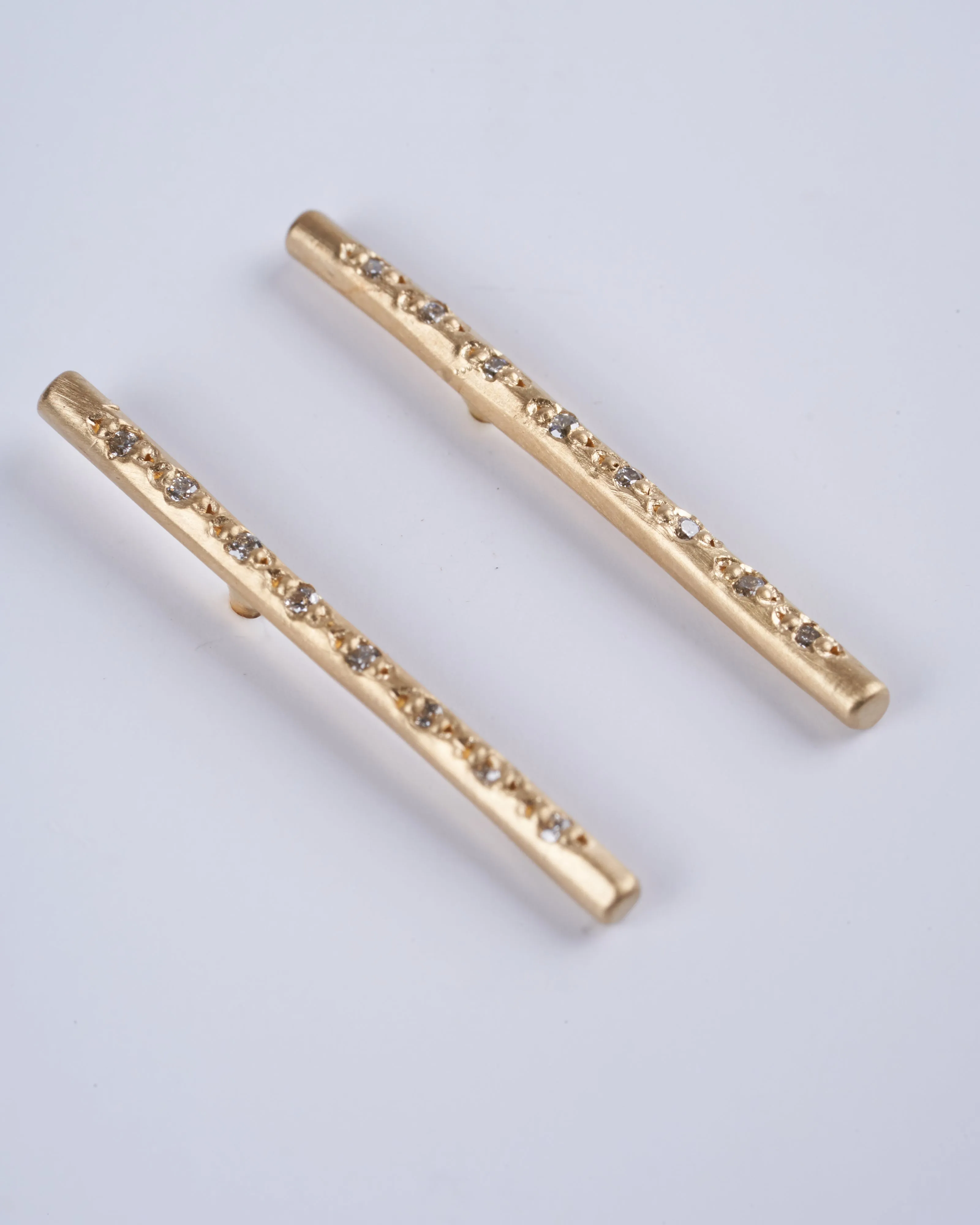 extra long pave sticks white diamonds - gold