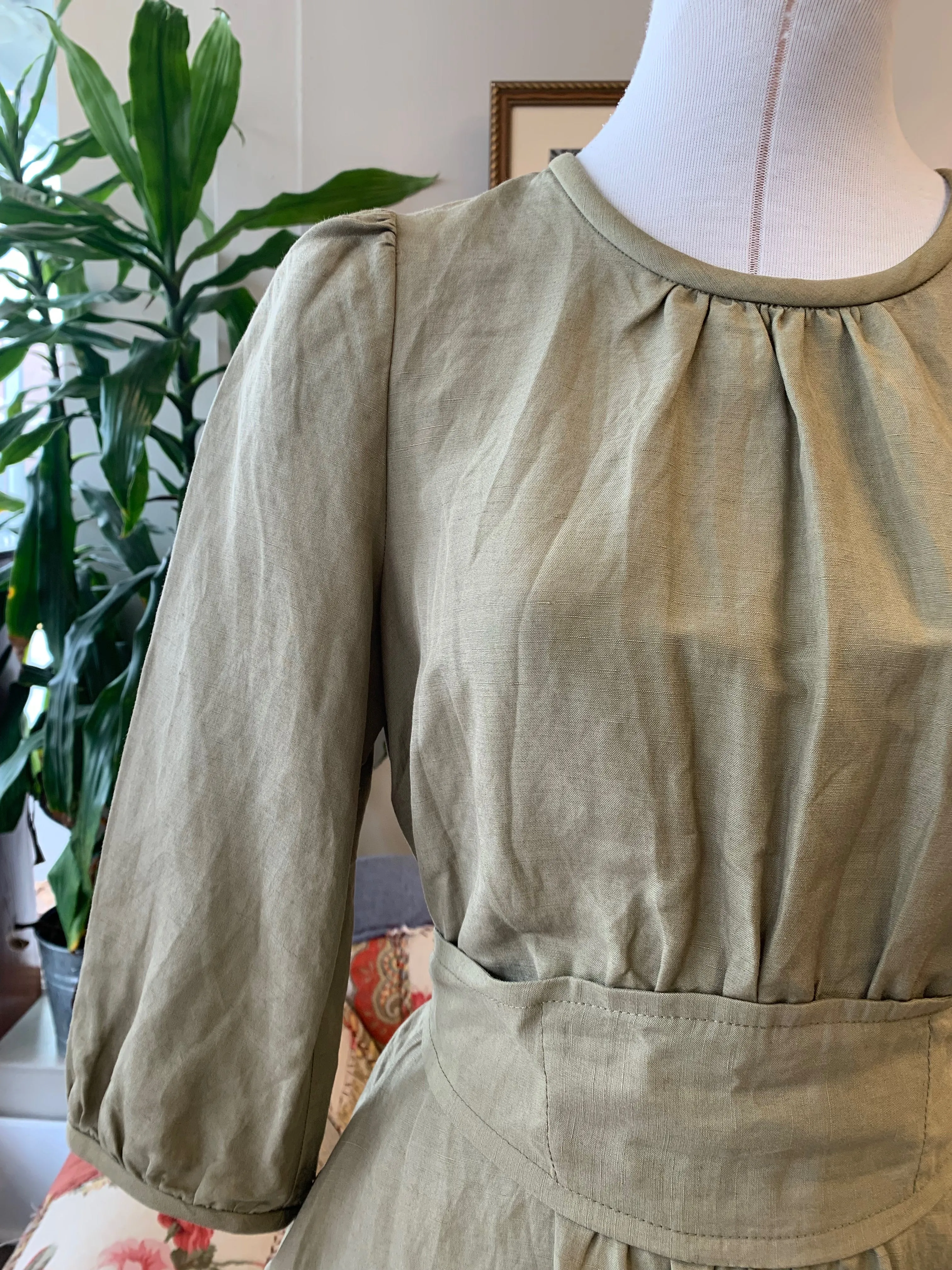 Marc Jacobs Size 6 Dress