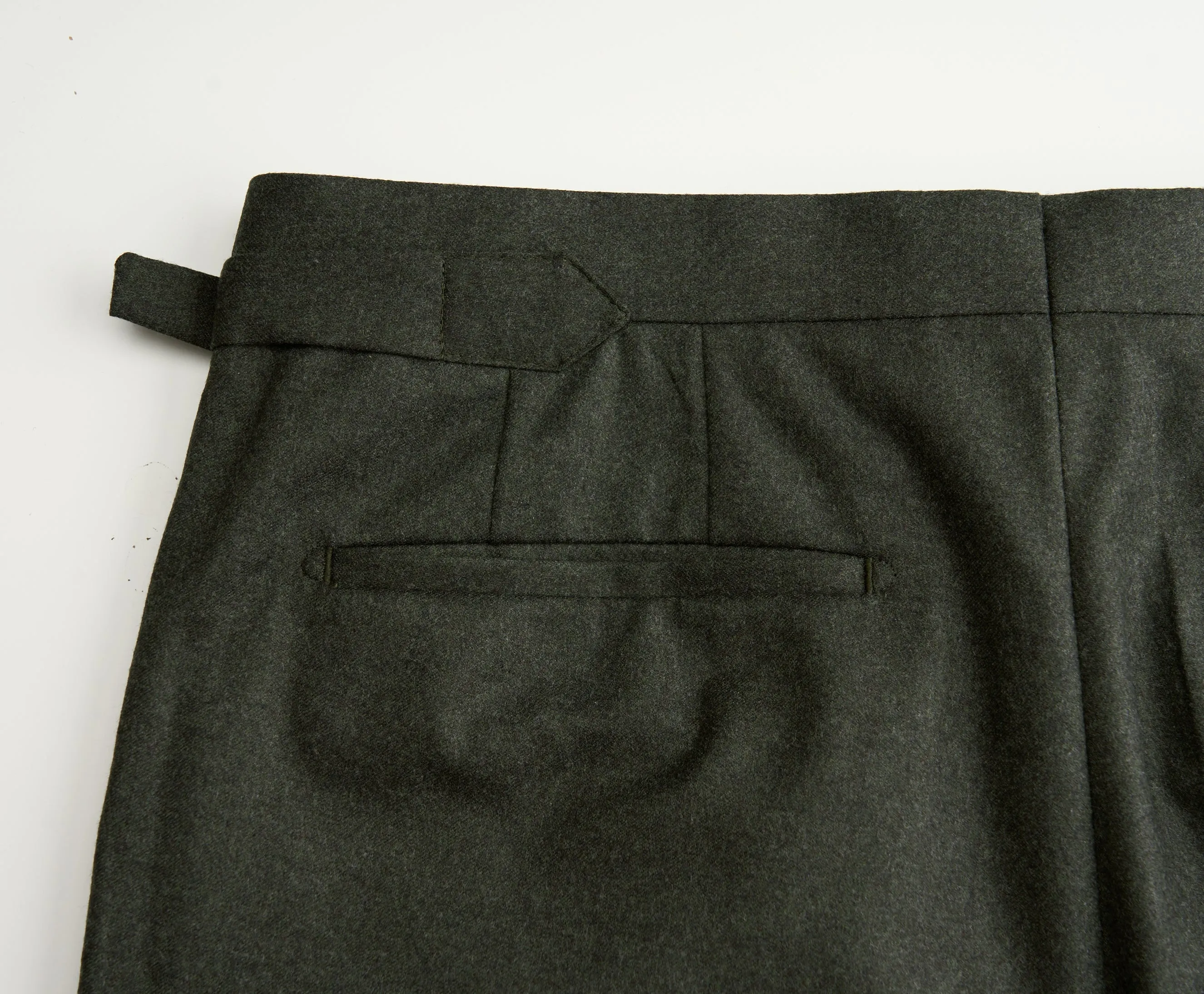 New SUITREVIEW Elmhurst Forest Green Pure Wool Flannel DB Suit - Size 44S (Flat Front) (FINAL SALE)