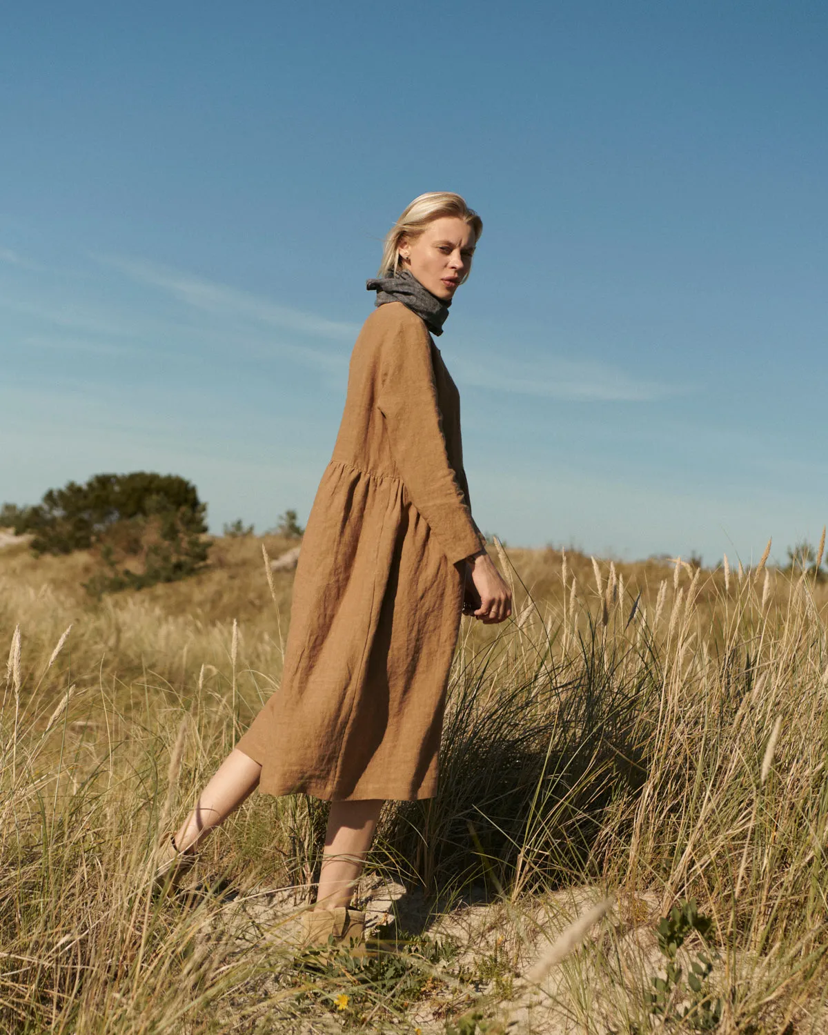 Olivia - Linen Dress in Brown