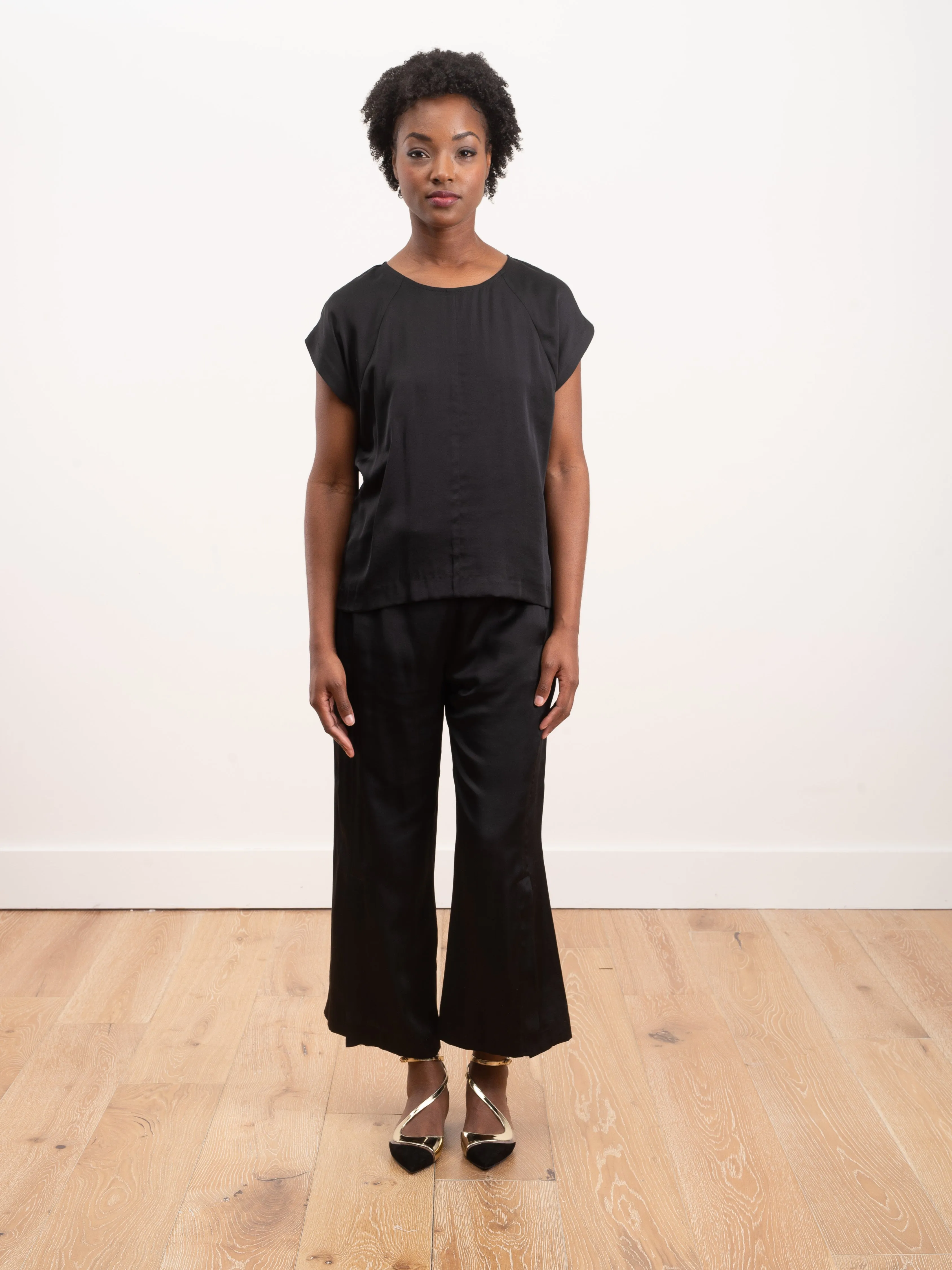 satin raglan tee - black