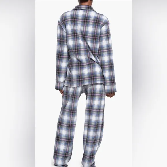 SKIMS  Unisex Fleece  Flannel Sleep pants in Multiplaid XL NWOT