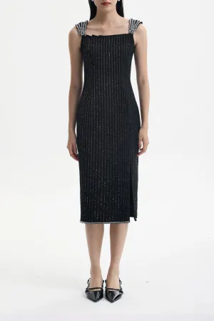 SPLIT FRONT DRESS IN BLACK