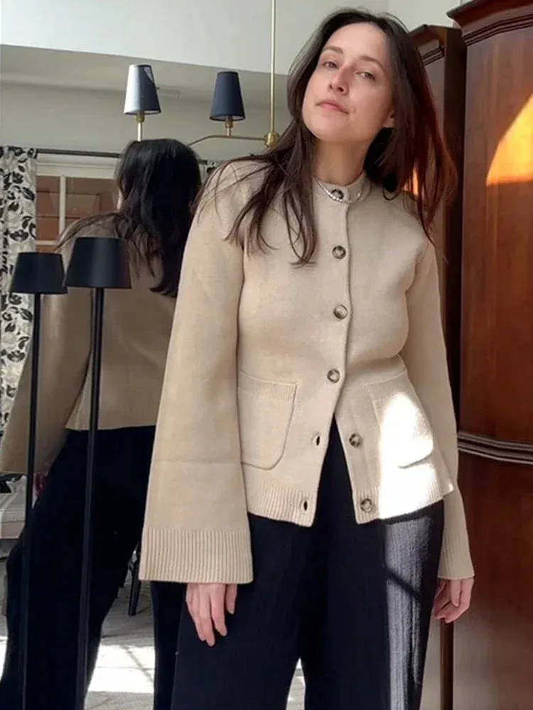 Structured Knit Cardigan | Elegant & Tailored | Timeless Wardrobe Essential