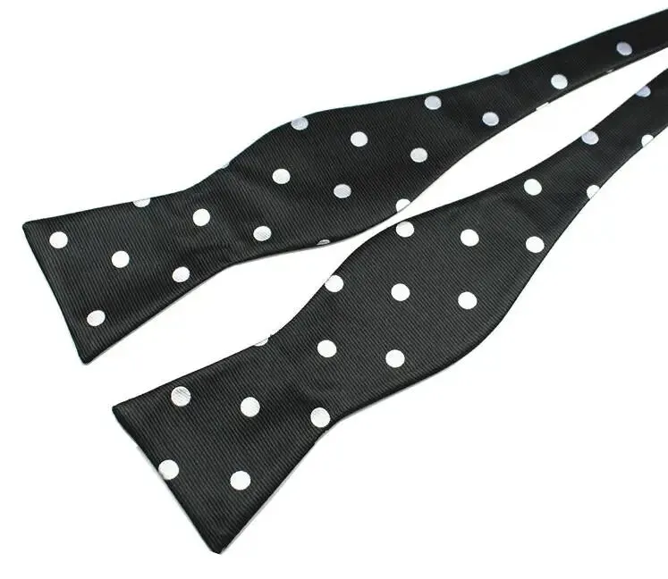 The Classic Knot Self-Tie Bowtie