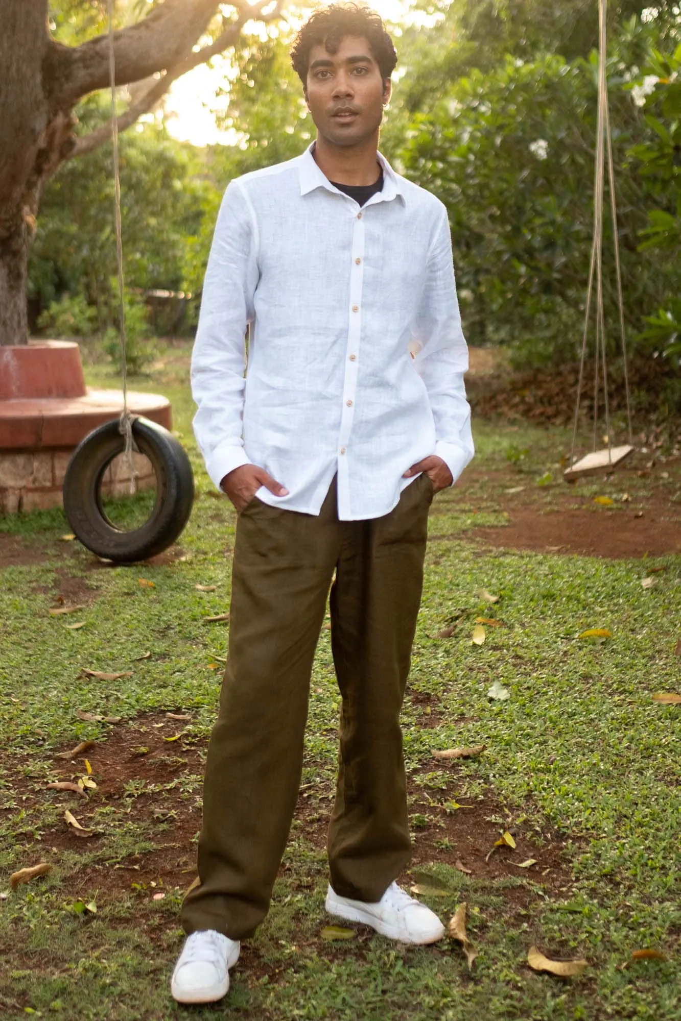 The Linen Pocketless Shirt