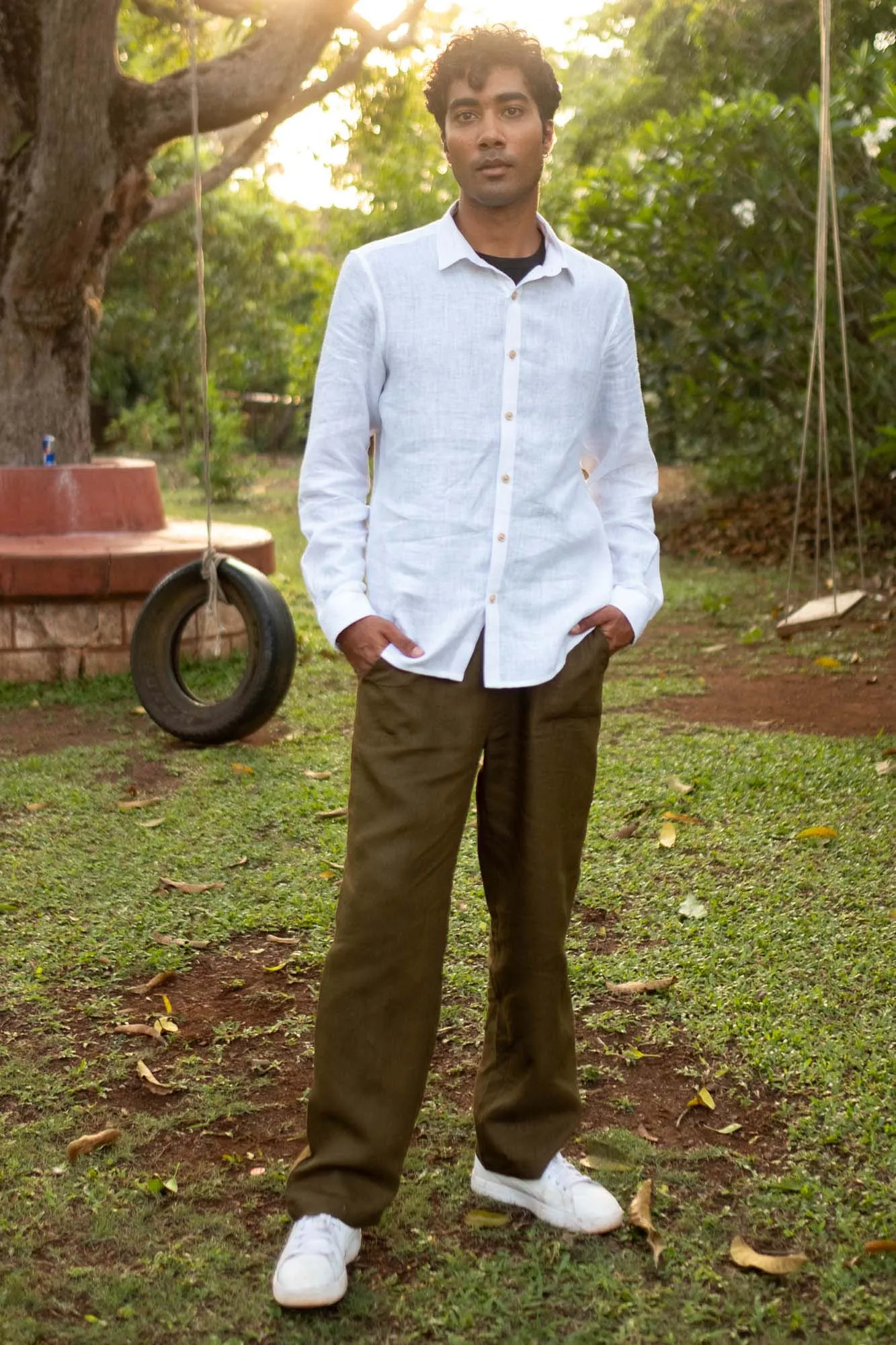 The Linen Pocketless Shirt