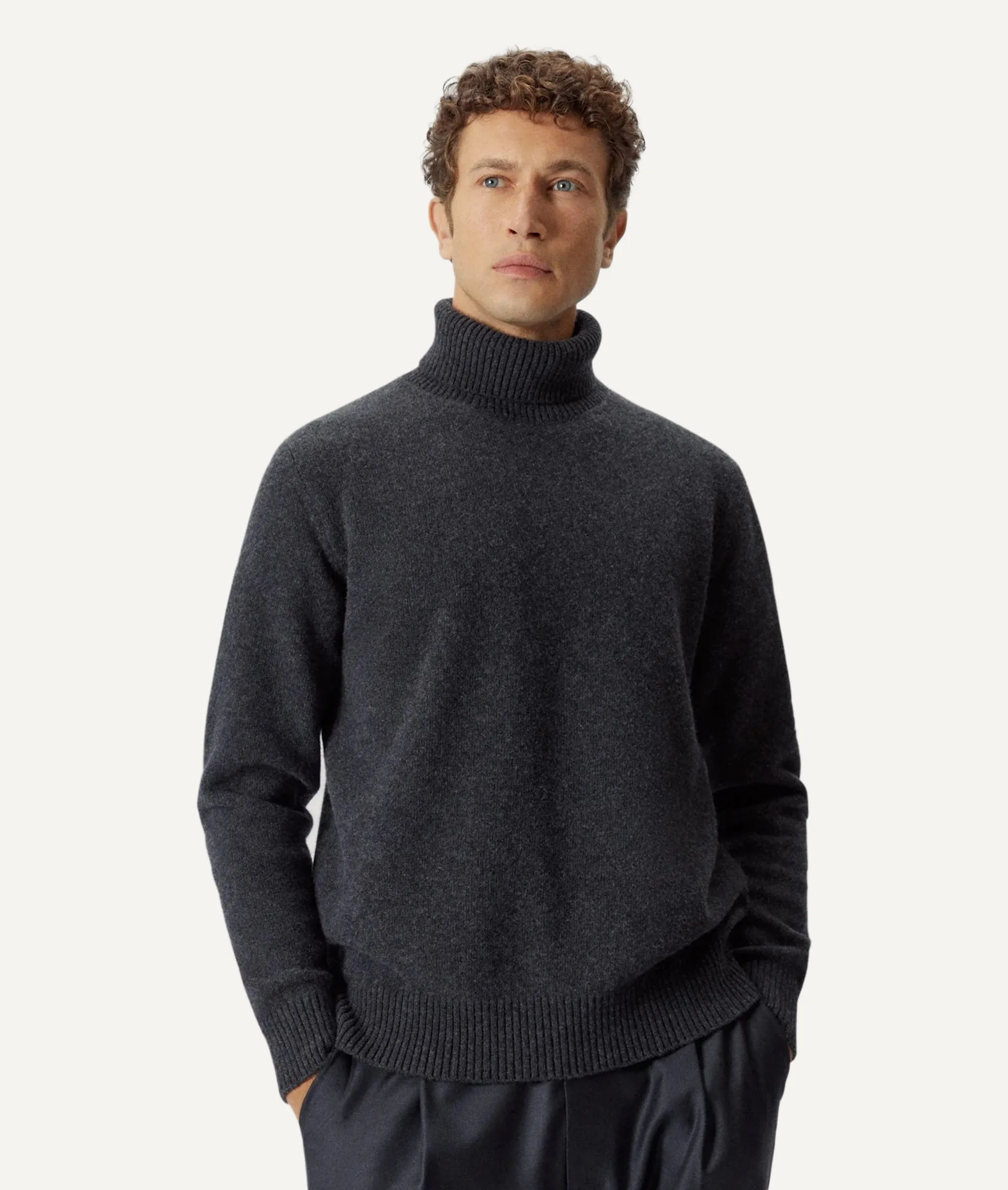 The Woolen Roll-Neck