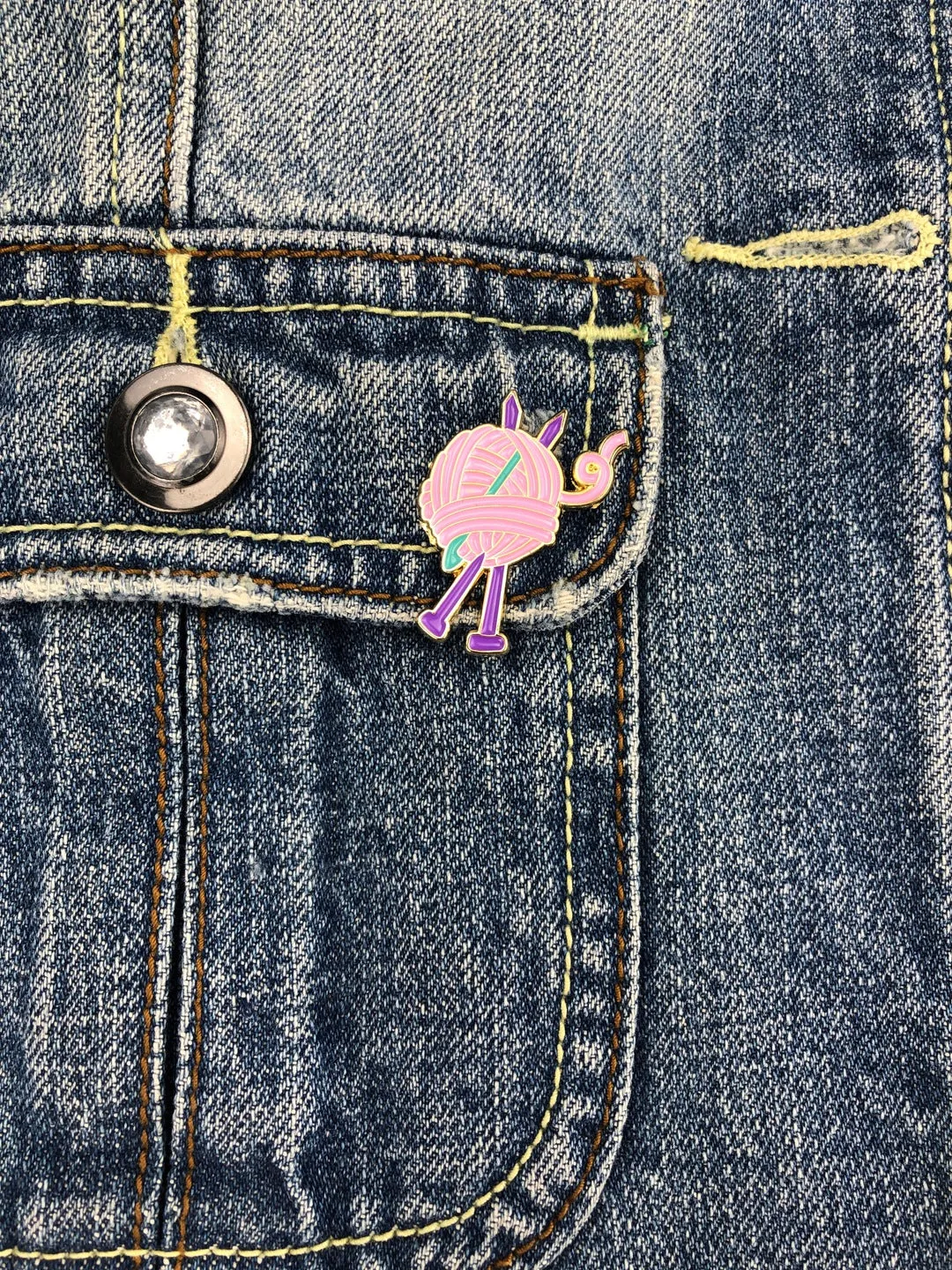Yarn and Knitting Needles - DIY Enamel Pin