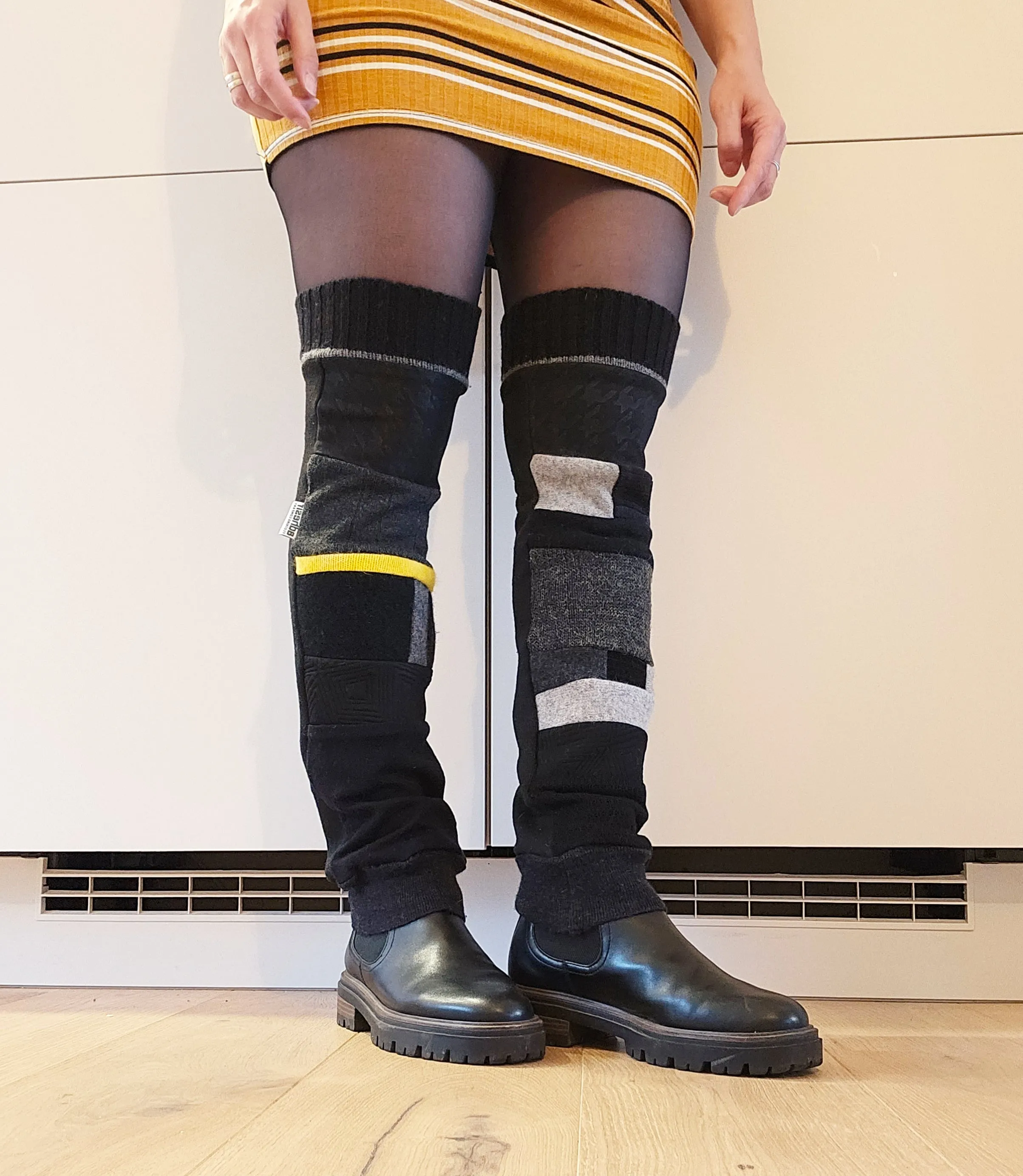 Zerowaste Patchwork Legwarmers - Darkest Night